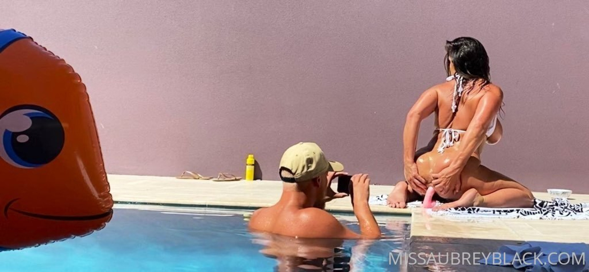 Photo by aubreyblack published on October 16,2023 14:42:45 - BestThots