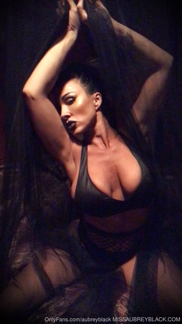 Photo by aubreyblack published on October 16,2023 15:11:12 - BestThots