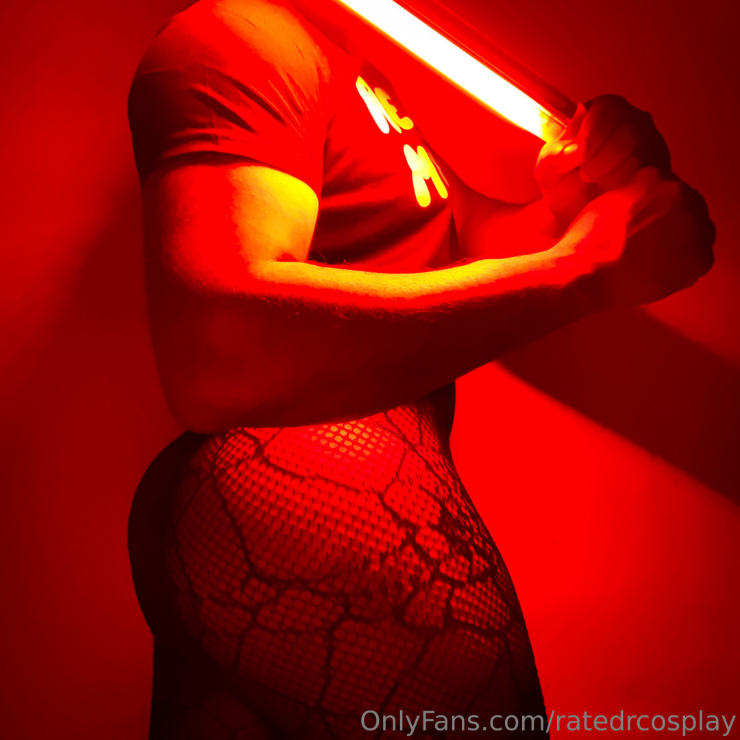 Photo by ratedrcosplay published on October 13,2023 17:08:51 - BestThots