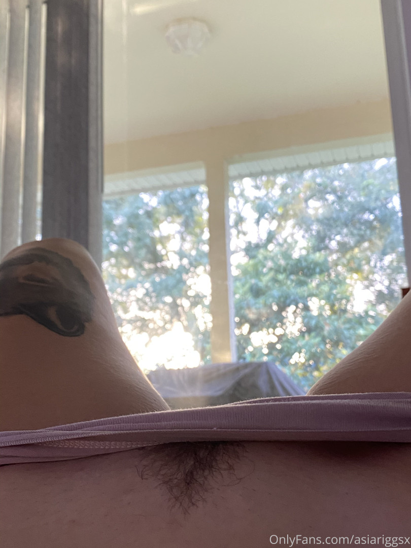 Photo by asiariggsx published on October 15,2023 16:11:13 - BestThots