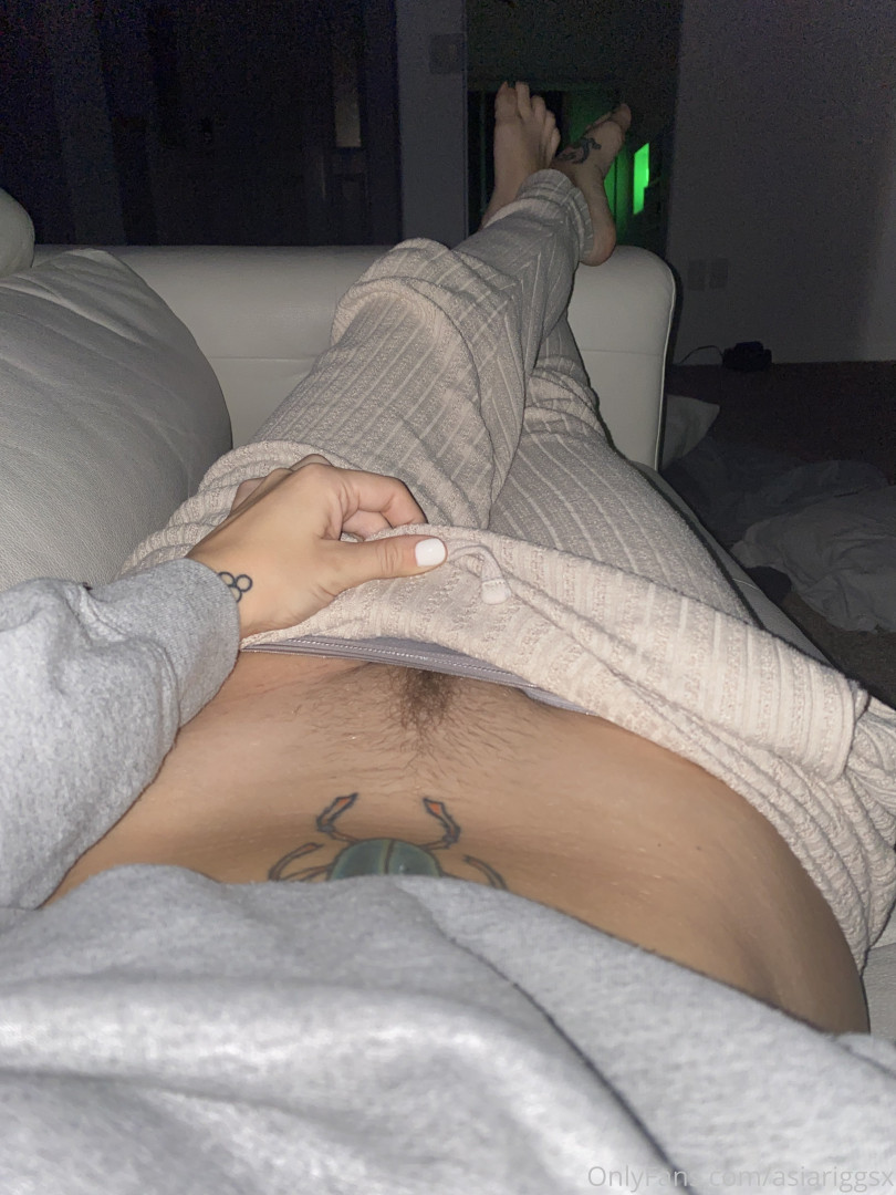 Photo by asiariggsx published on October 15,2023 19:07:00 - BestThots