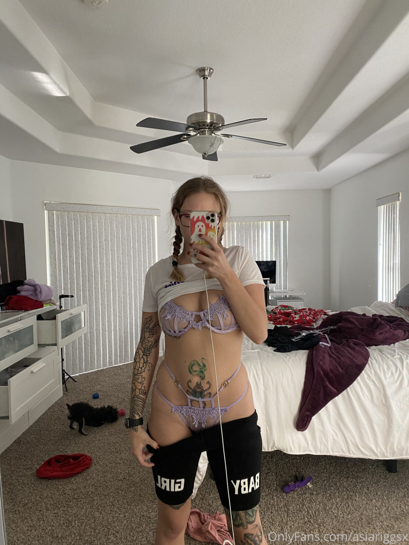 Photo by asiariggsx published on October 15,2023 20:32:05 - BestThots