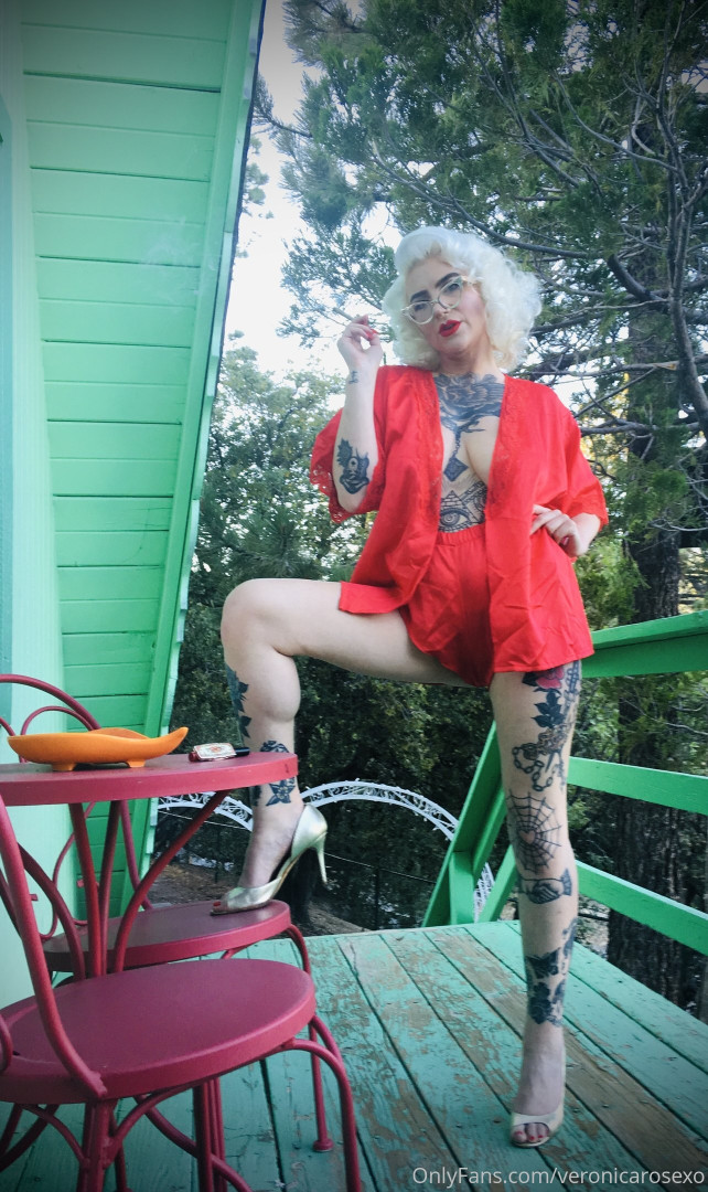 Photo by veronicarosexo published on October 11,2023 22:08:44 - BestThots