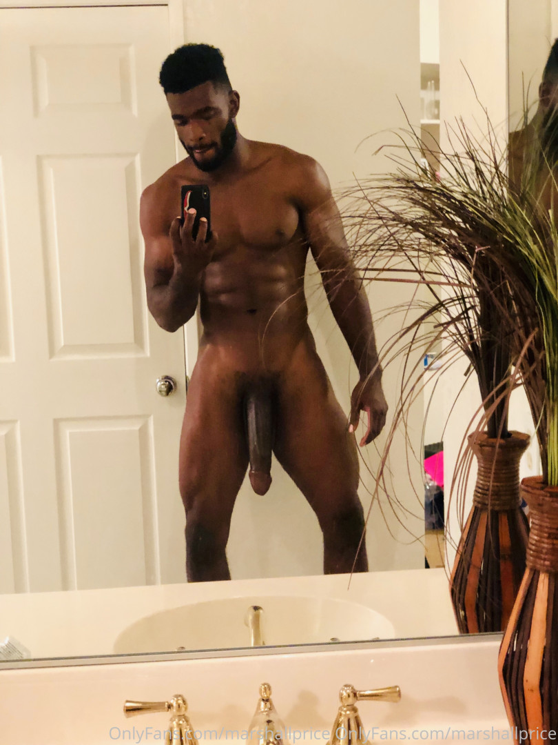 Photo by officialgreysweatsking published on August 1,2023 08:32:53 - BestThots