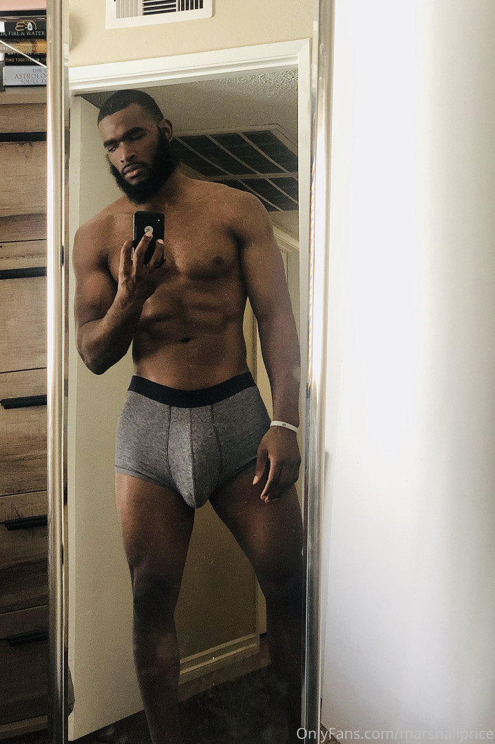 Photo by officialgreysweatsking published on August 1,2023 08:33:06 - BestThots