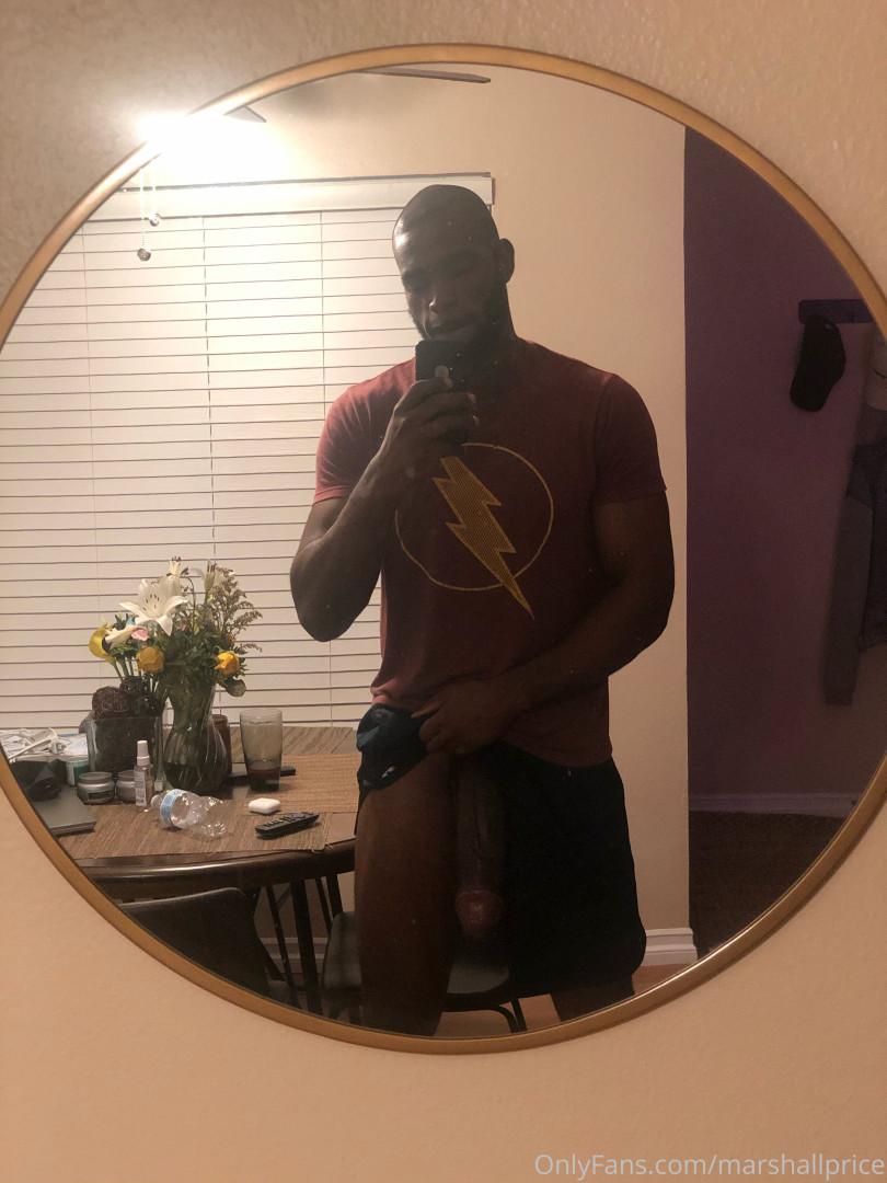 Photo by officialgreysweatsking published on August 1,2023 08:34:59 - BestThots