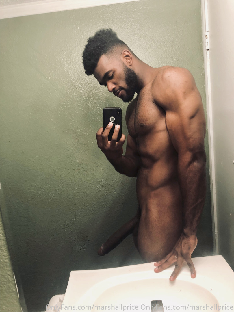 Photo by officialgreysweatsking published on August 1,2023 08:35:24 - BestThots
