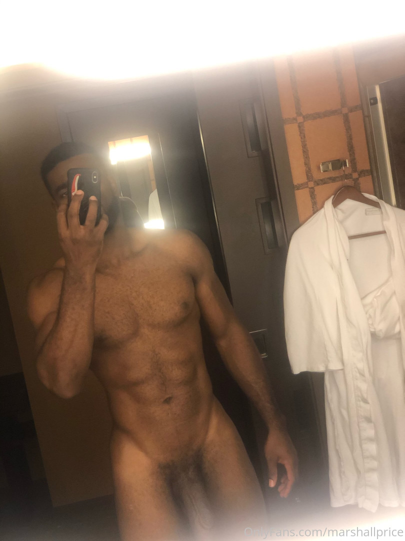 Photo by officialgreysweatsking published on August 1,2023 08:36:51 - BestThots