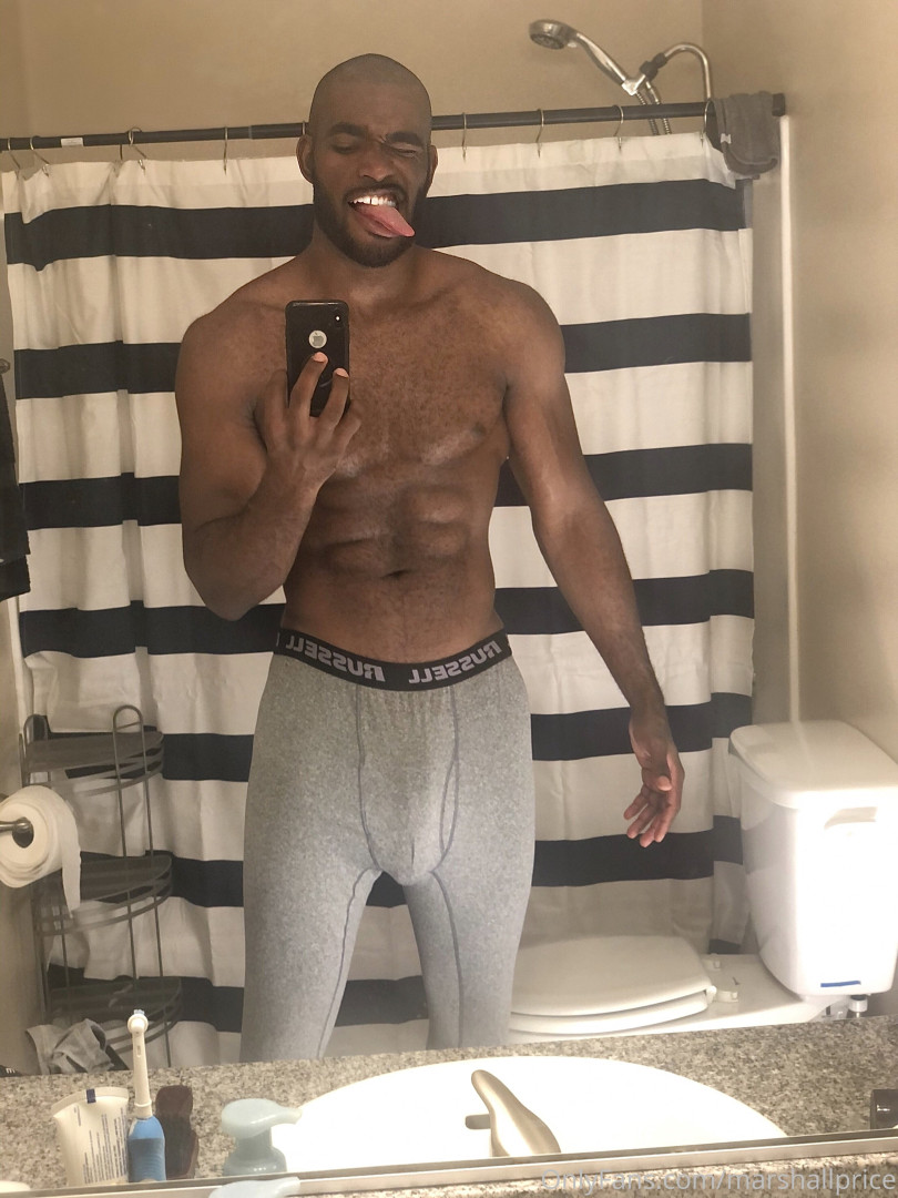 Photo by officialgreysweatsking published on August 1,2023 08:37:10 - BestThots