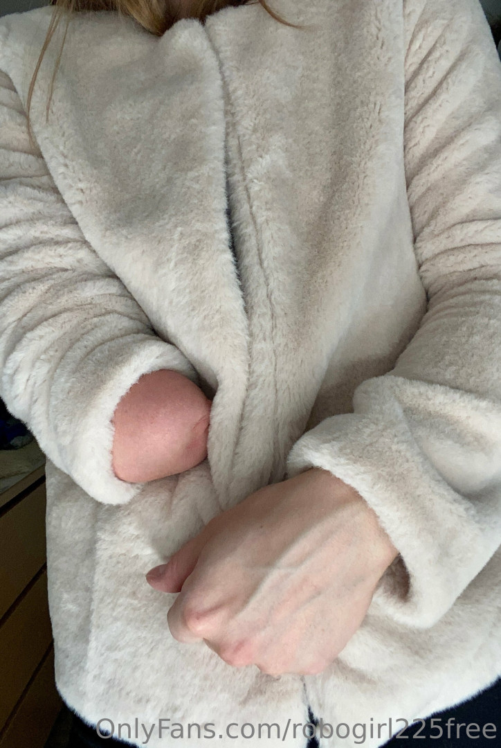 Photo by robogirl225free published on October 16,2023 12:45:15 - BestThots