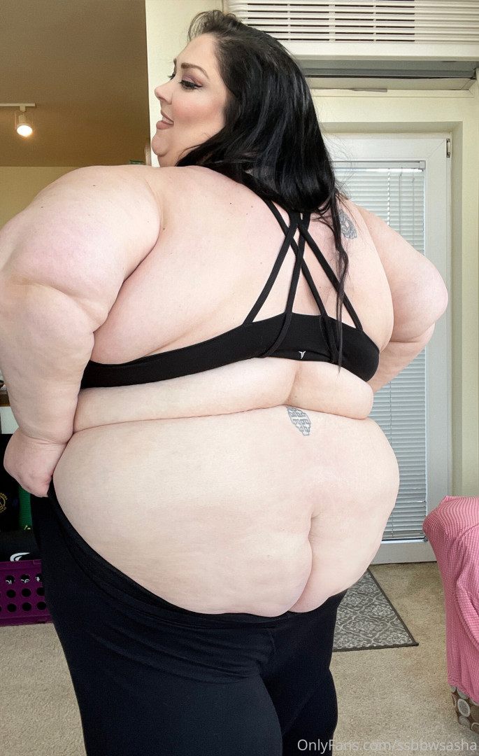 Photo by ssbbwsasha published on July 3,2023 10:00:18 - BestThots