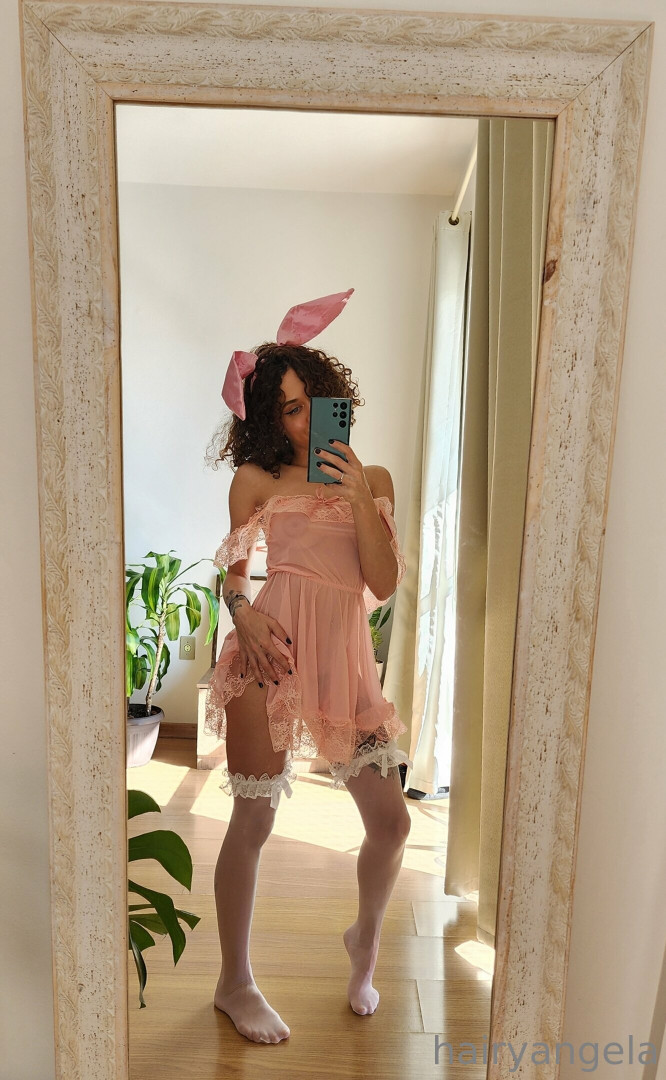 Photo by hairyangela published on July 12,2023 12:09:53 - BestThots