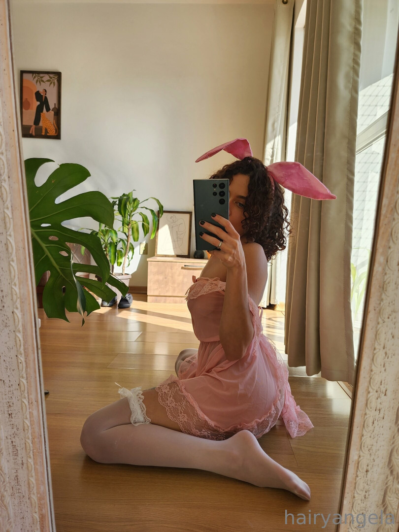 Photo by hairyangela published on July 12,2023 12:20:03 - BestThots