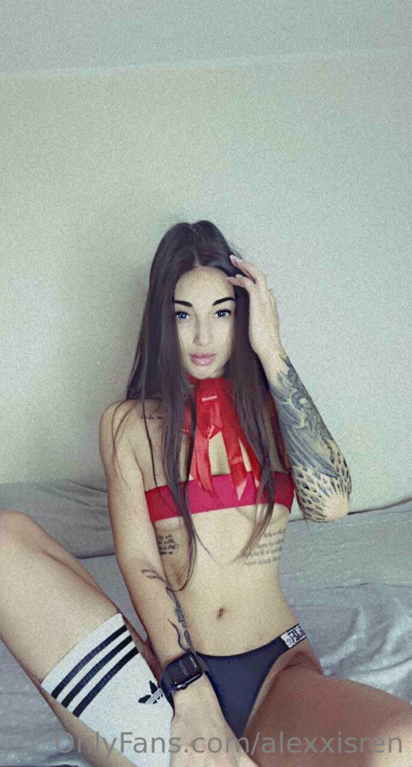 Photo by alexxisren published on November 20,2023 09:20:48 - BestThots