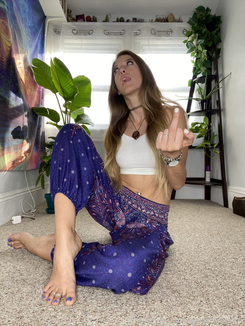 Photo by theperfectmistress published on October 15,2023 10:44:44 - BestThots