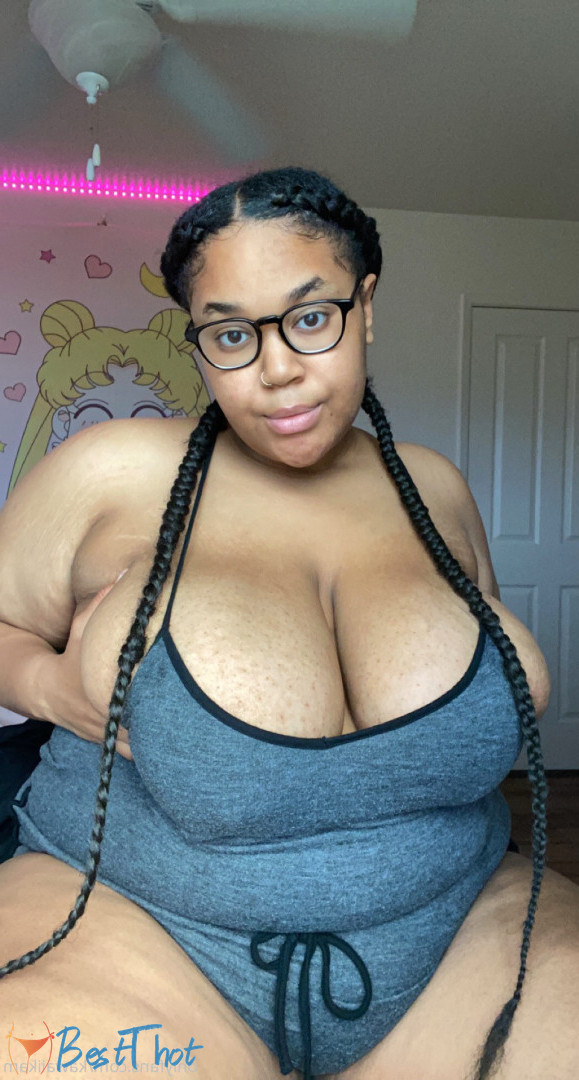 Photo by kawaiikam published on December 20,2024 04:06:28 - BestThots