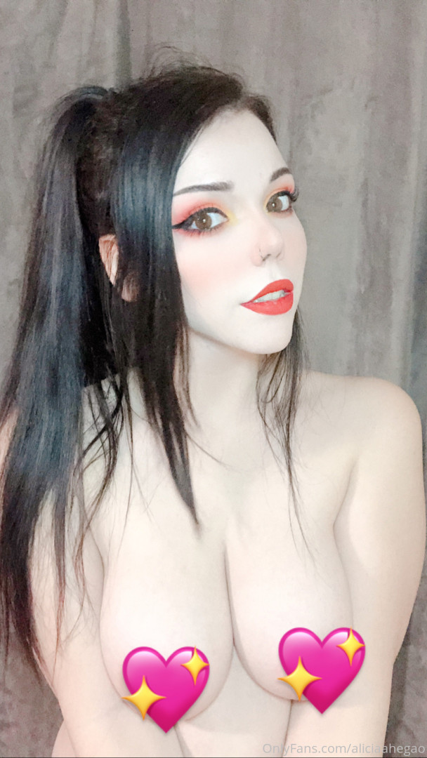 Photo by aliciaahegao published on July 22,2023 06:05:36 - BestThots