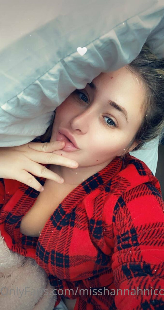 Photo by misshannahnicoleee published on August 3,2023 17:31:56 - BestThots