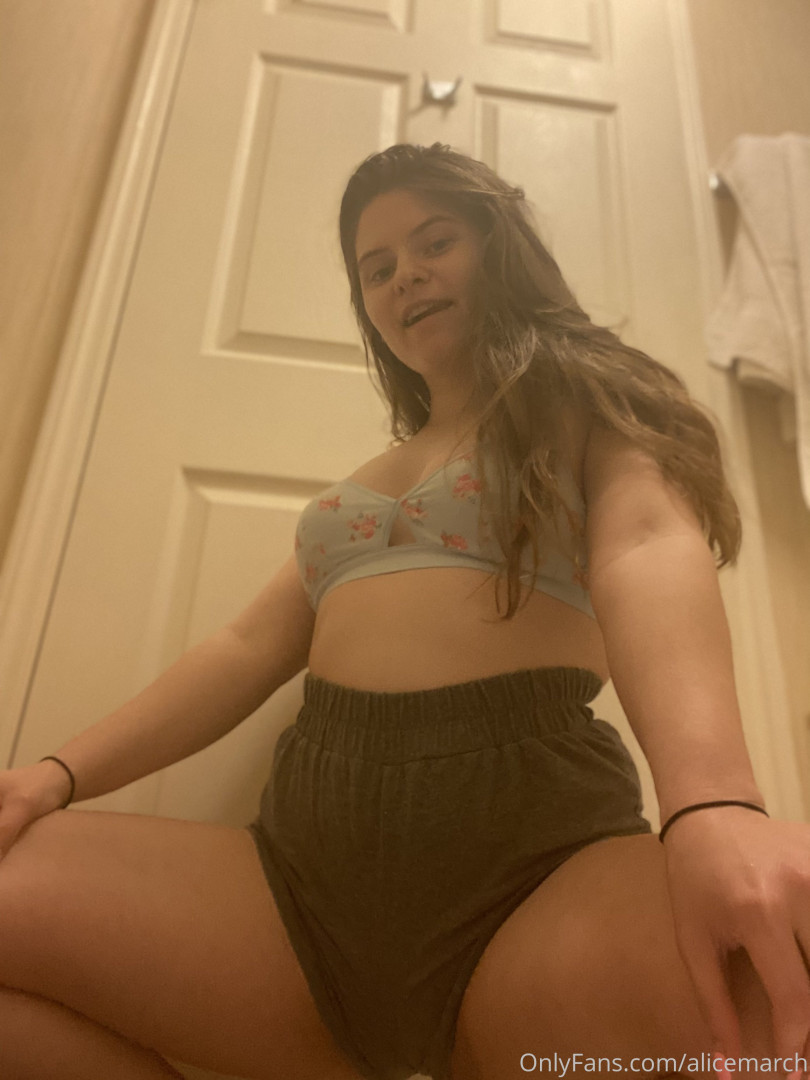 Photo by alicemarch published on October 16,2023 14:12:59 - BestThots