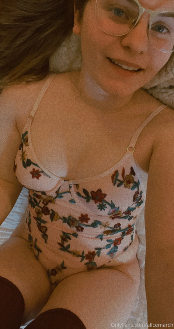 Photo by alicemarch published on October 16,2023 19:41:02 - BestThots