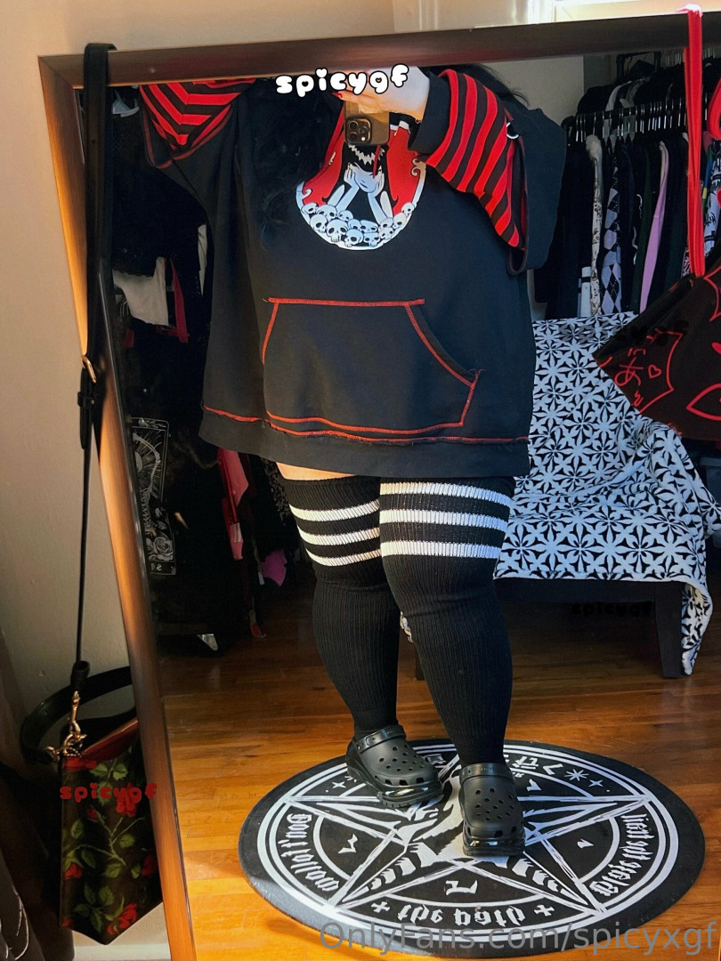 Photo by spicyxgf published on May 17,2023 17:04:16 - BestThots