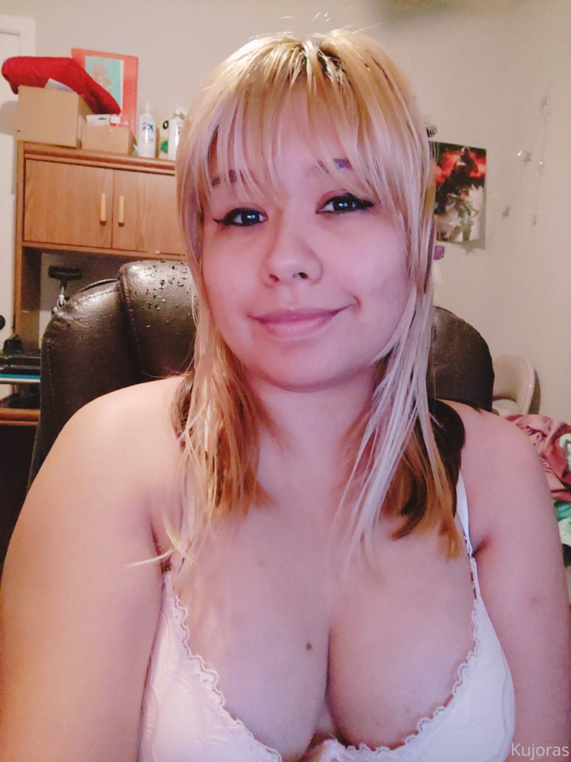 Photo by sleepingrn published on May 17,2023 22:50:34 - BestThots