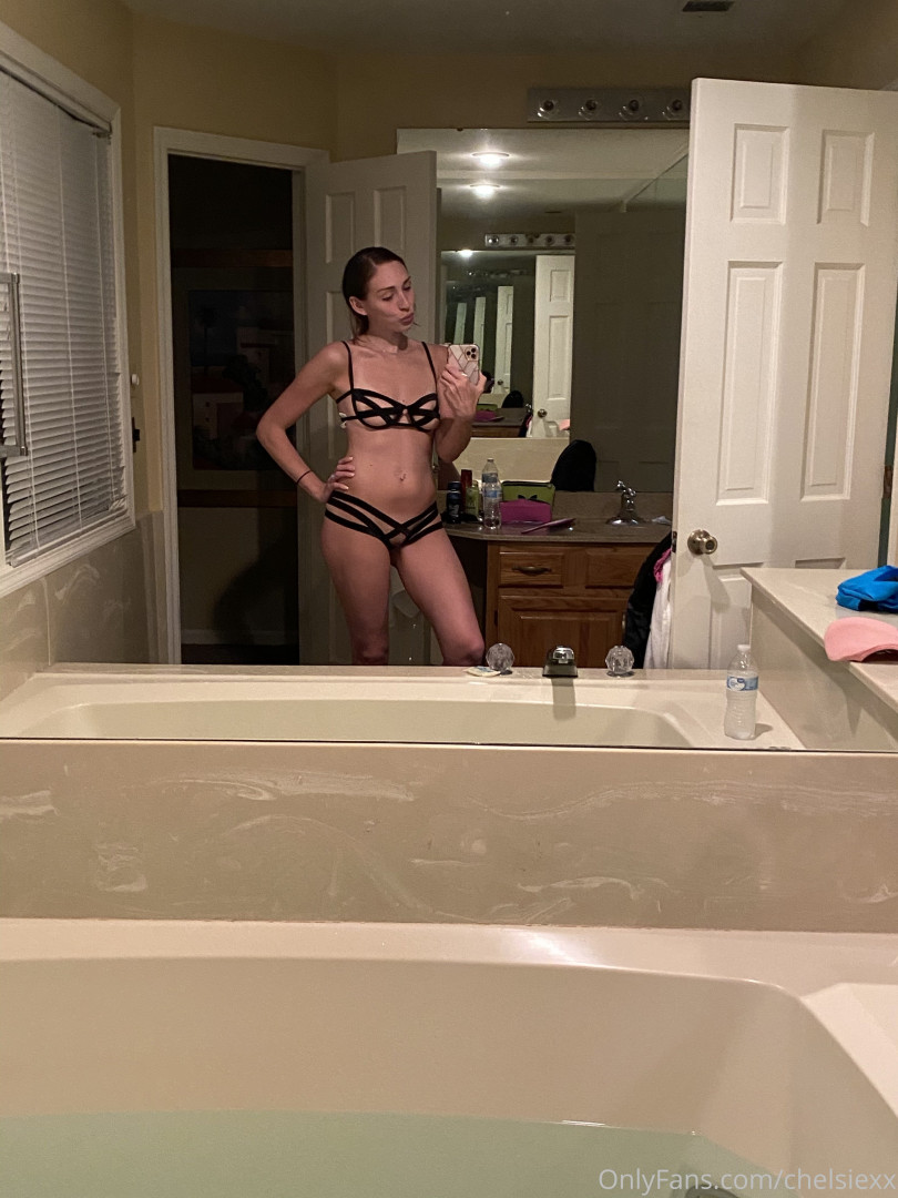 Photo by chelsiexx published on January 11,2024 04:42:29 - BestThots