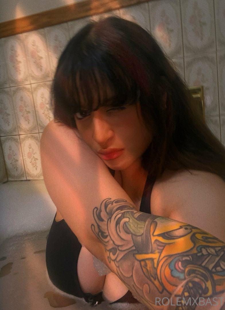 Photo by rolemxbast published on July 4,2023 19:14:18 - BestThots