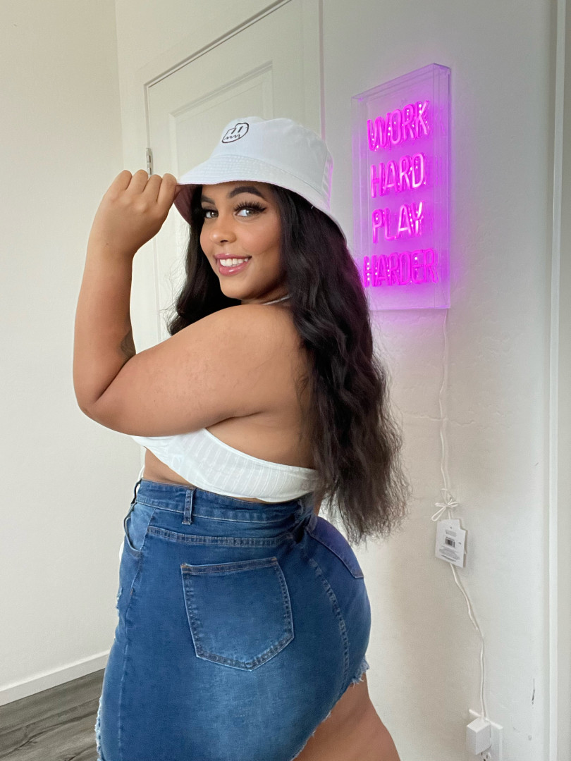Photo by lorenonyx published on June 7,2023 18:21:57 - BestThots