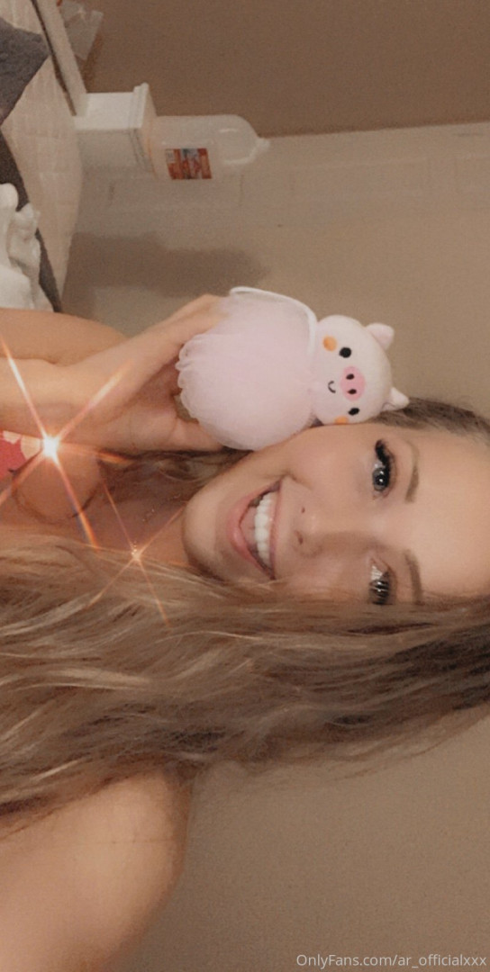 Photo by ashleyredxxx published on October 15,2023 22:42:11 - BestThots