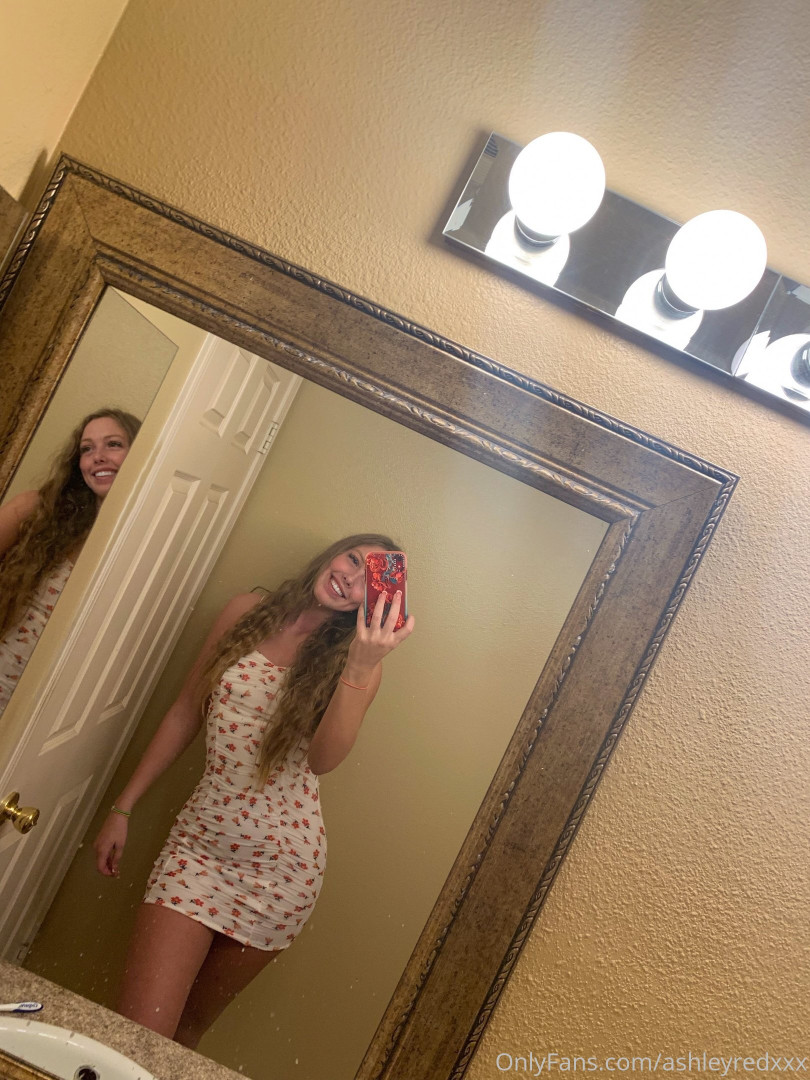 Photo by ashleyredxxx published on October 15,2023 22:51:55 - BestThots