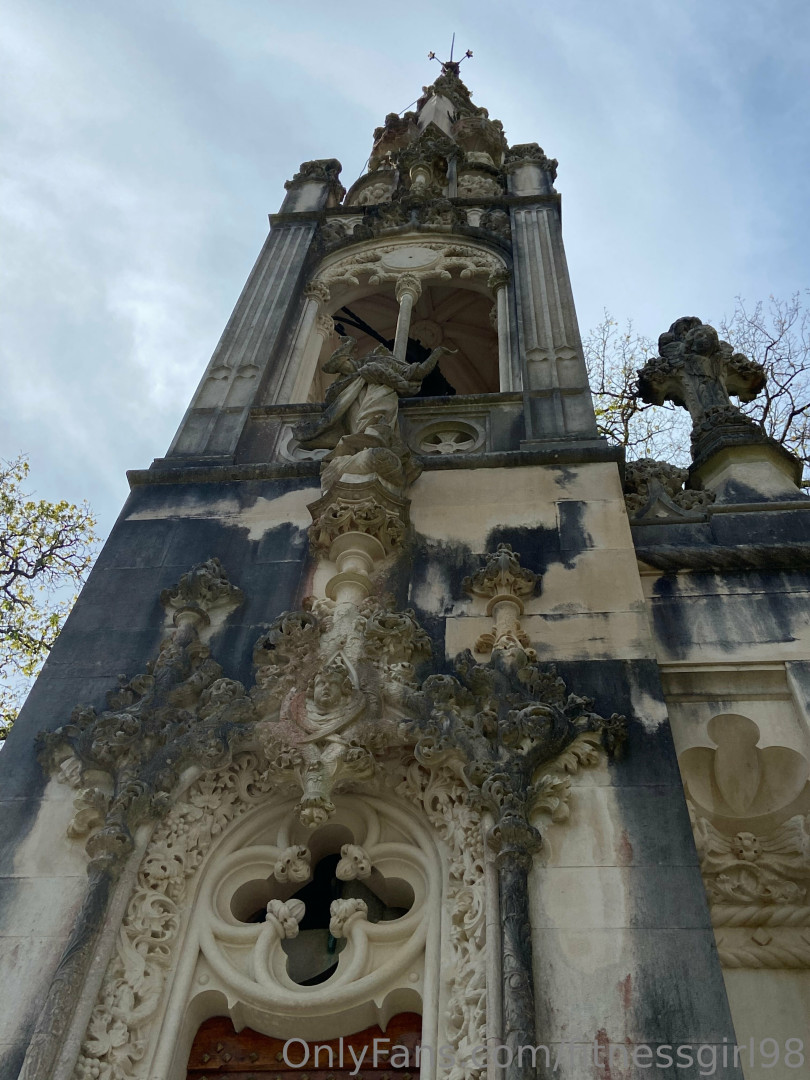 Photo by fitnessgirl98 published on May 27,2023 01:15:14 - BestThots