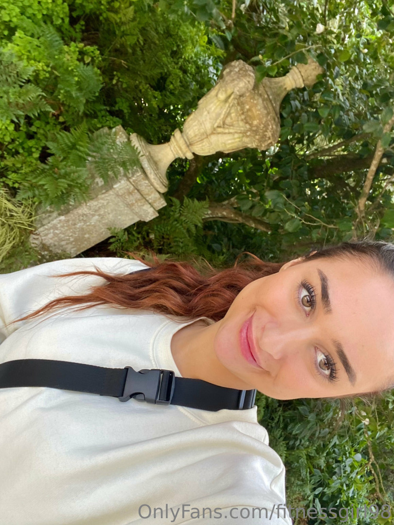 Photo by fitnessgirl98 published on May 27,2023 01:15:42 - BestThots