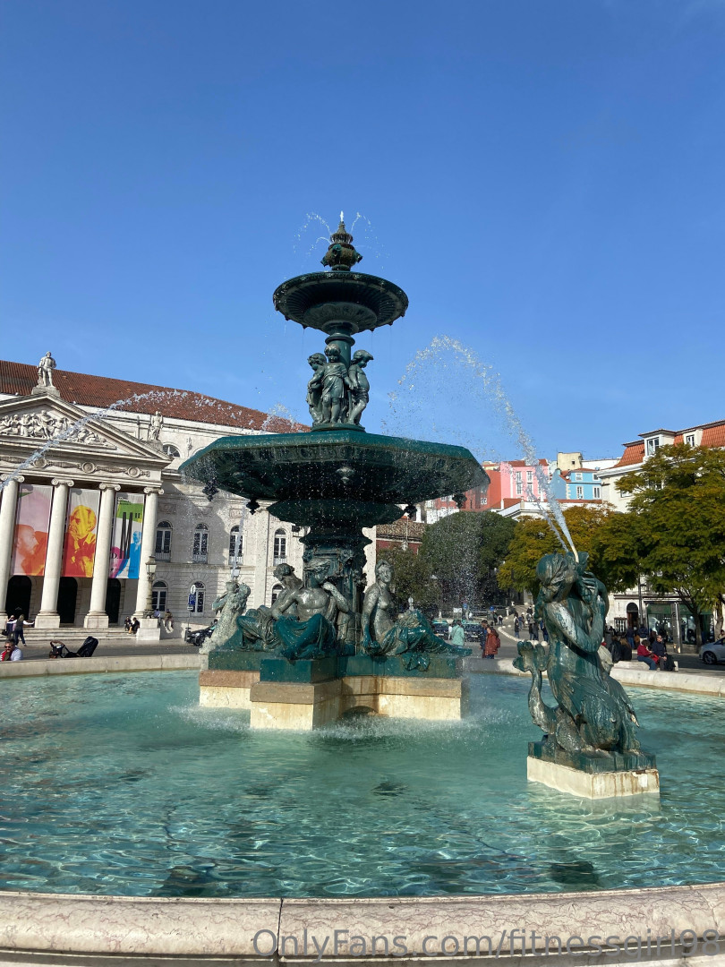 Photo by fitnessgirl98 published on May 27,2023 01:15:49 - BestThots