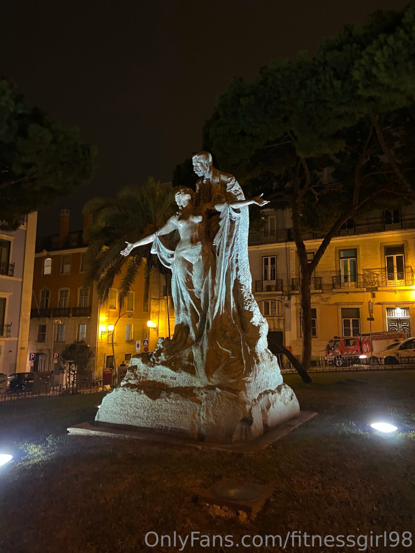 Photo by fitnessgirl98 published on May 27,2023 01:16:04 - BestThots