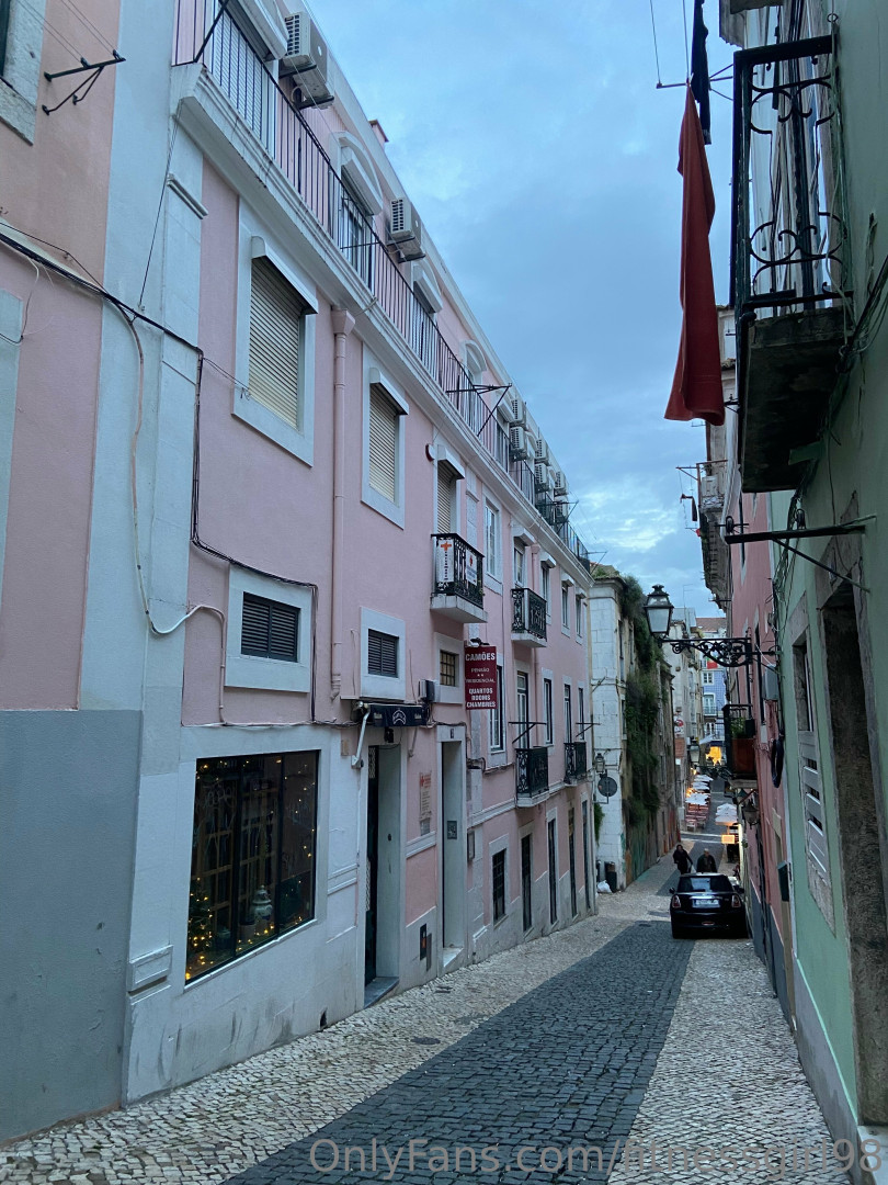 Photo by fitnessgirl98 published on May 27,2023 01:16:40 - BestThots