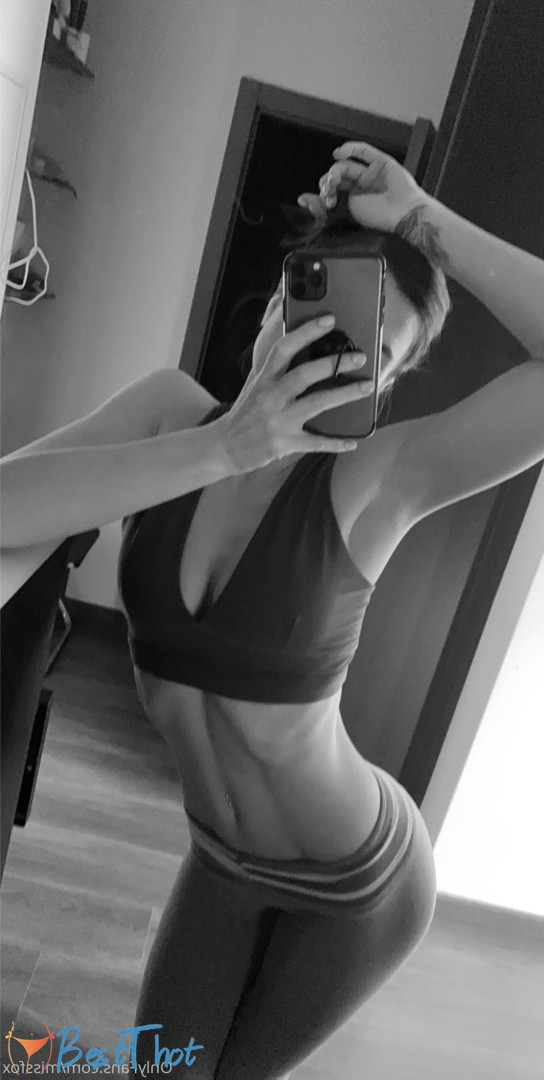 Photo by myonlinegirl published on December 22,2024 09:08:23 - BestThots