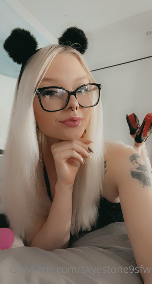 Photo by skyestone9sfw published on May 17,2023 22:52:34 - BestThots