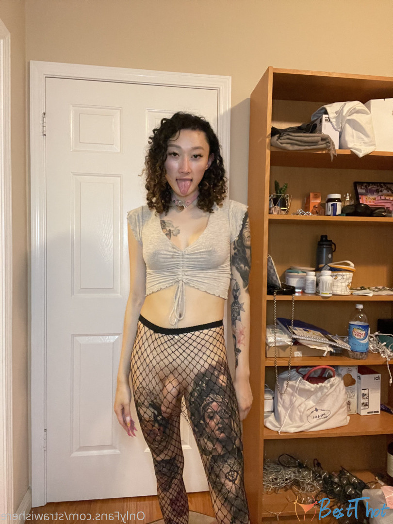 Photo by strawishere published on December 14,2024 10:03:03 - BestThots