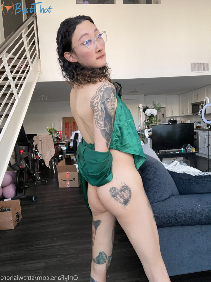 Photo by strawishere published on December 14,2024 11:06:12 - BestThots