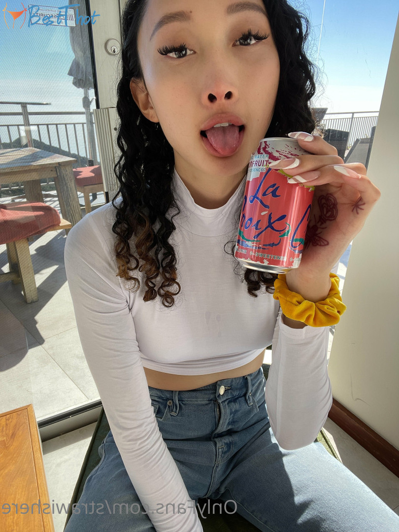 Photo by strawishere published on December 14,2024 12:03:53 - BestThots