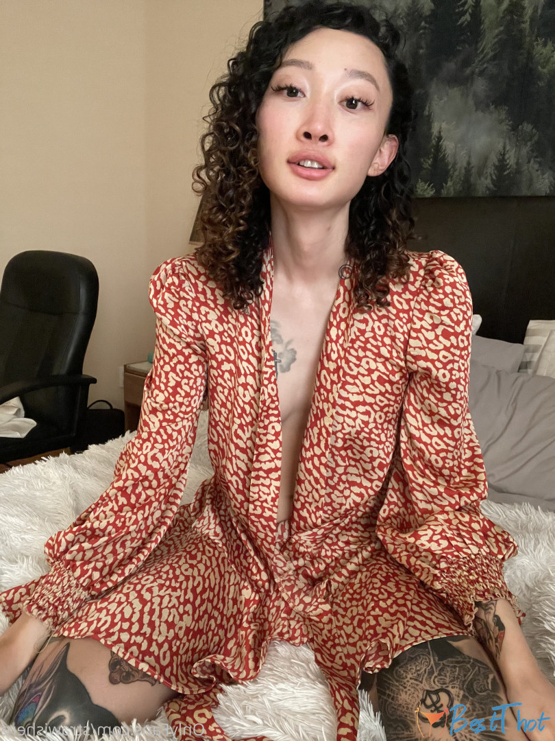 Photo by strawishere published on December 14,2024 12:06:36 - BestThots