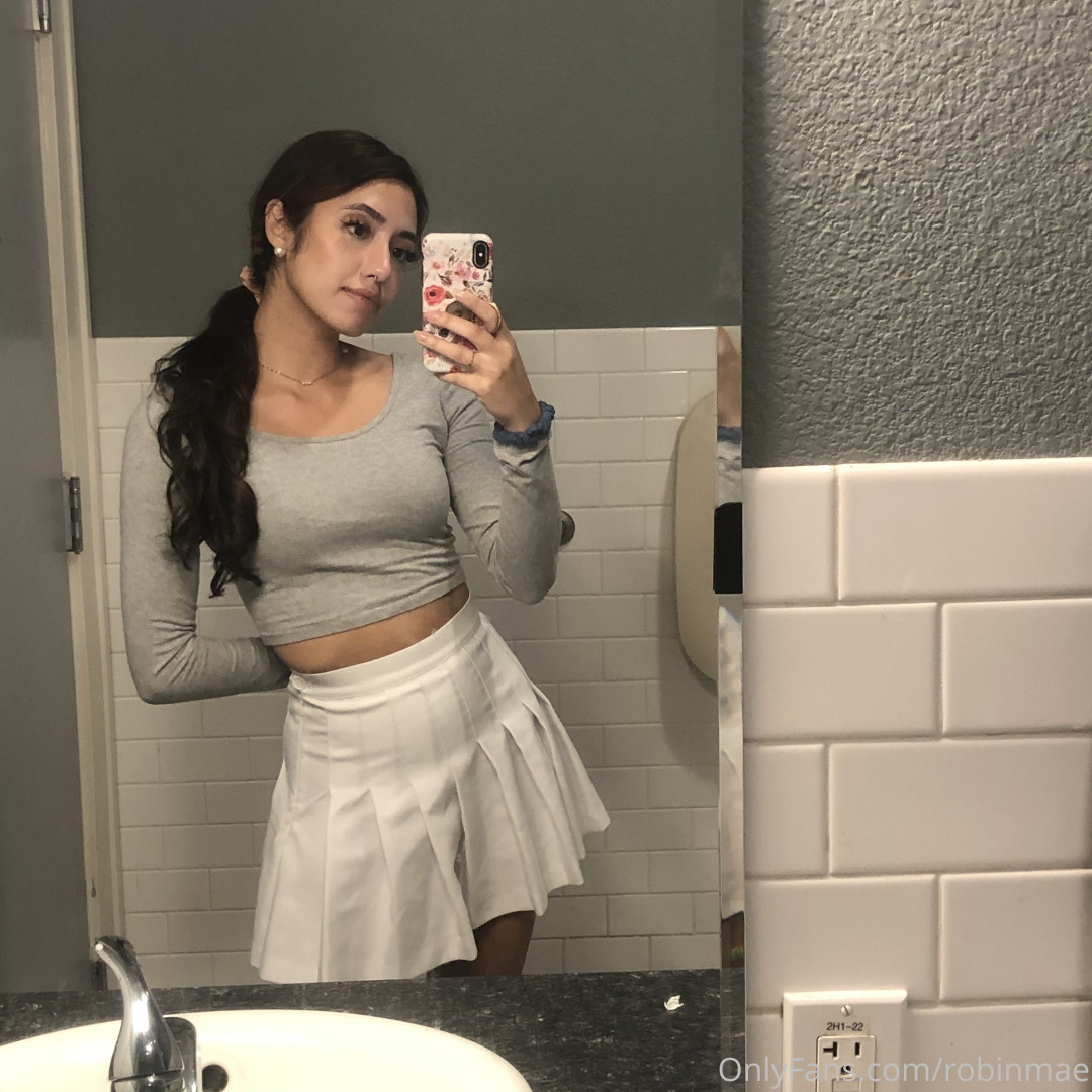 Photo by robinmae published on October 16,2023 02:44:23 - BestThots