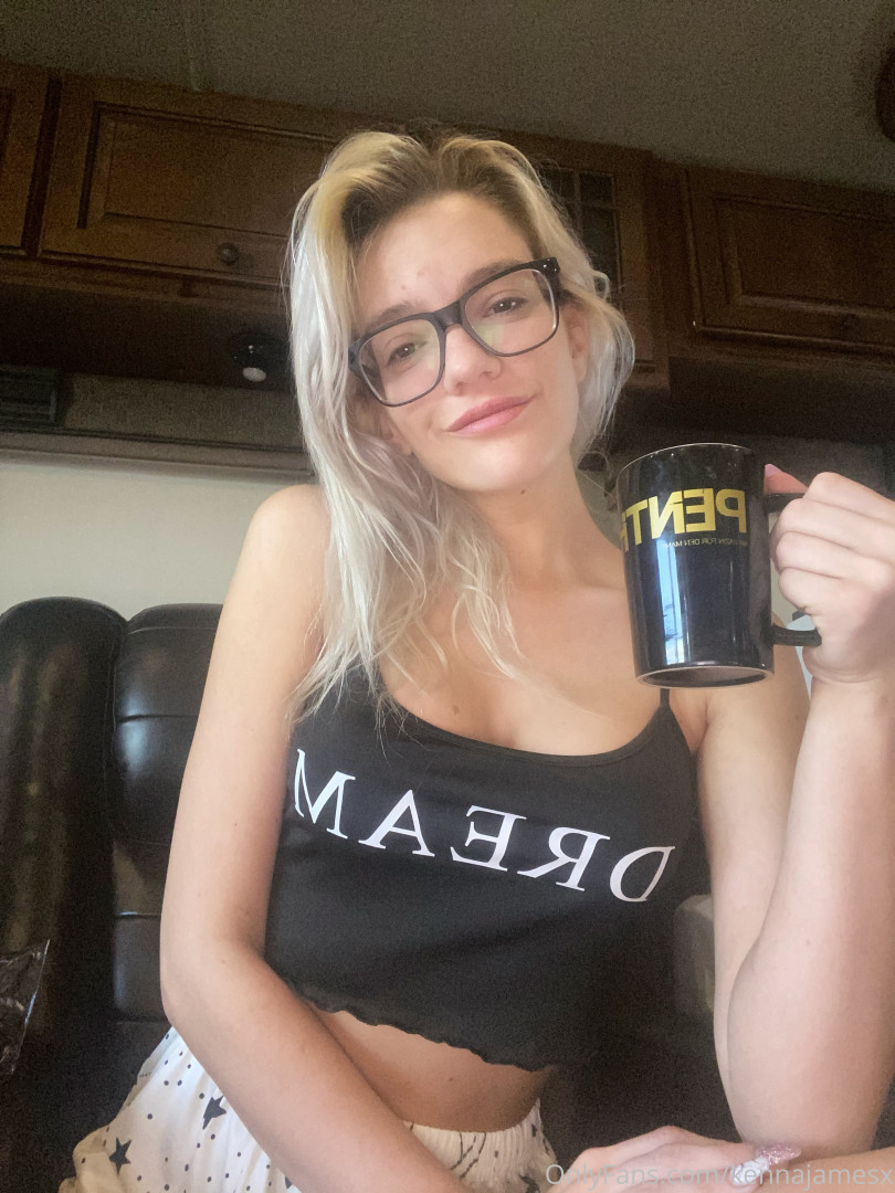 Photo by kennajamesx published on July 23,2023 14:07:34 - BestThots
