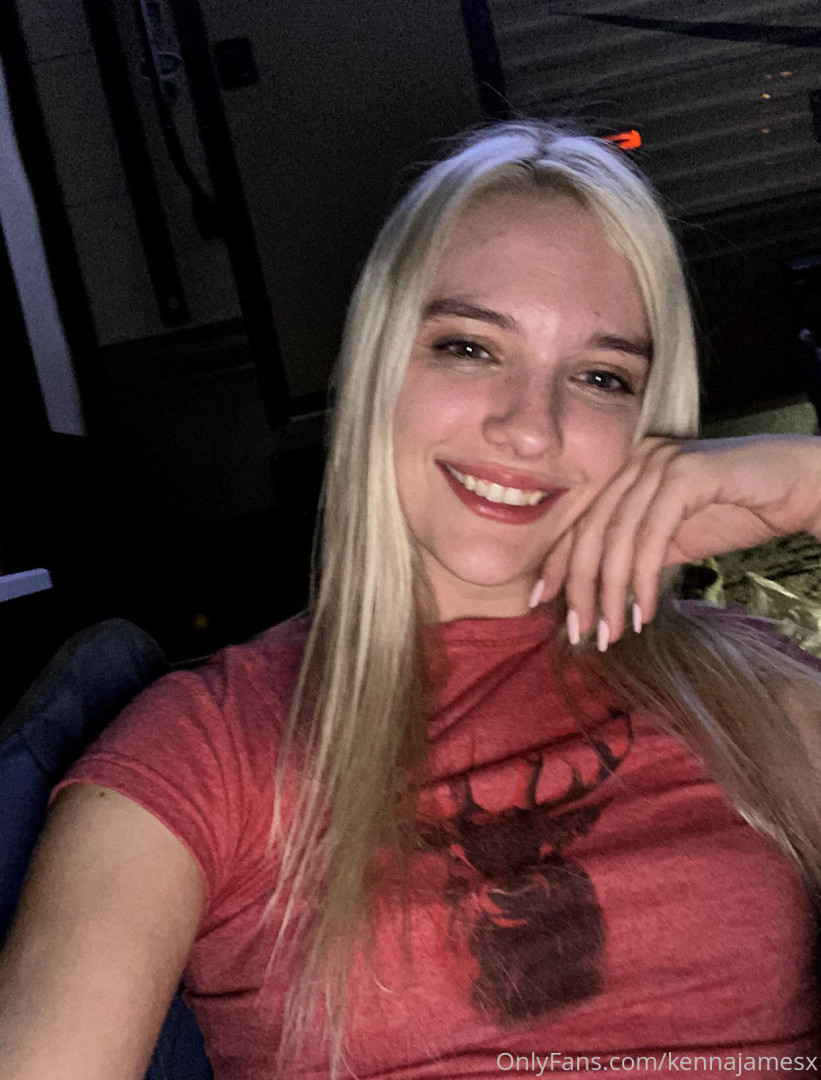 Photo by kennajamesx published on July 23,2023 14:11:48 - BestThots