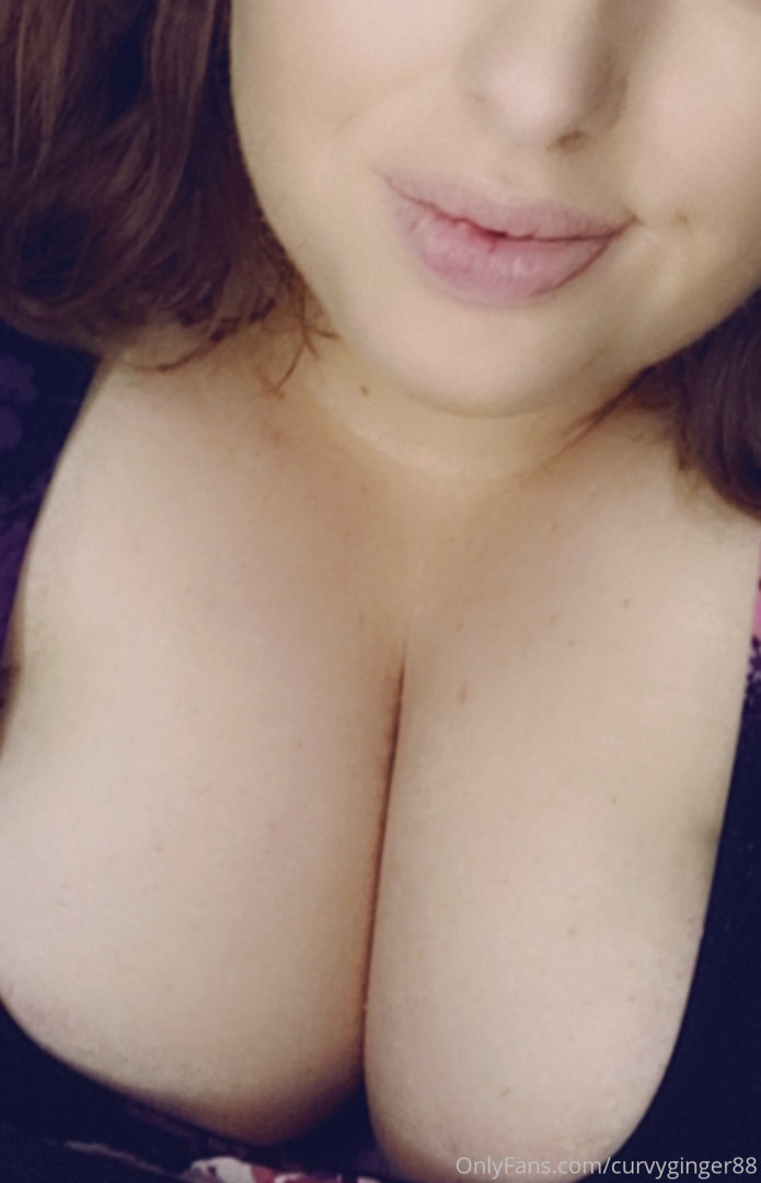 Photo by curvyginger88 published on October 15,2023 07:19:09 - BestThots