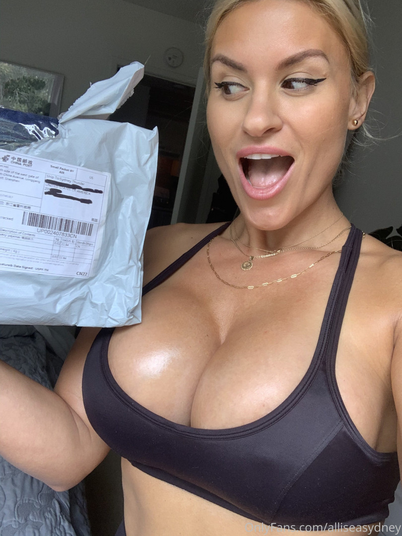 Photo by alliseasydney published on November 20,2023 08:35:52 - BestThots