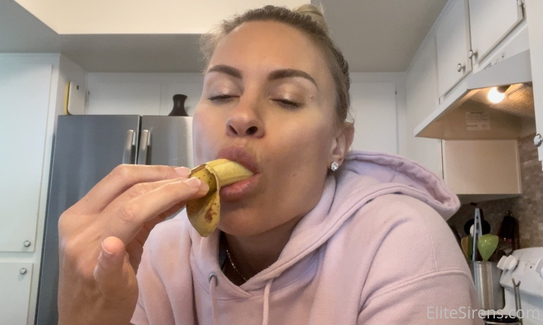 Photo by alliseasydney published on November 20,2023 08:37:41 - BestThots