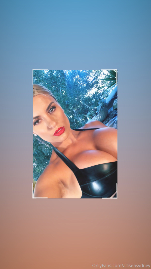 Photo by alliseasydney published on November 20,2023 08:38:01 - BestThots