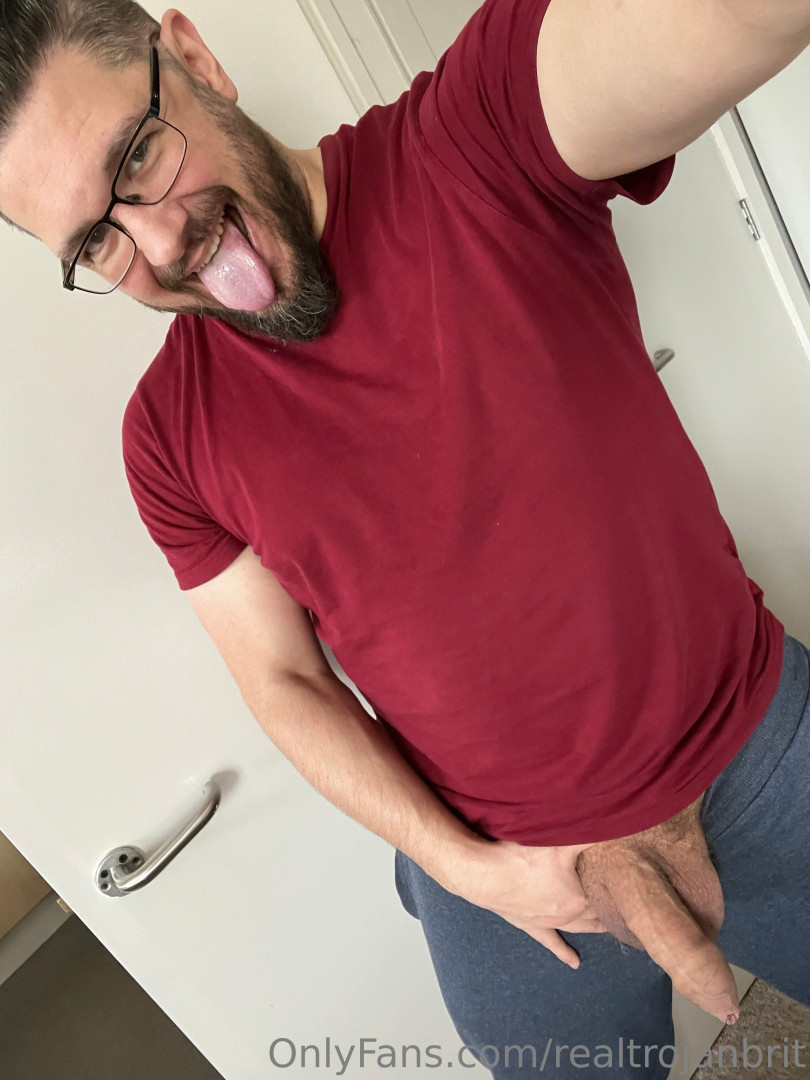 Photo by realtrojanbrit published on July 4,2023 22:31:54 - BestThots
